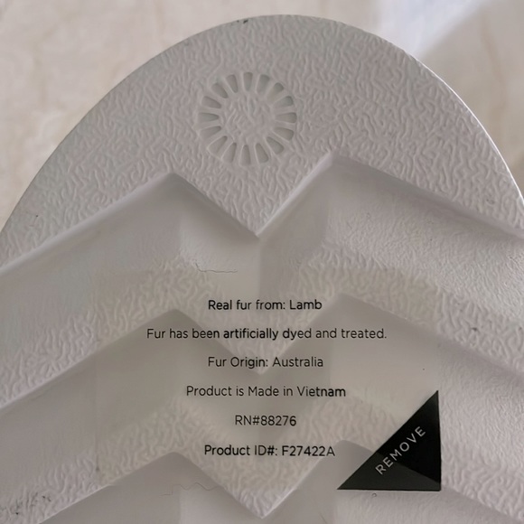 NWT UGG Pink/Blue Slide. - Picture 5 of 8